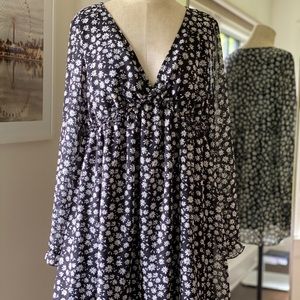 Flowery spring/summer dress